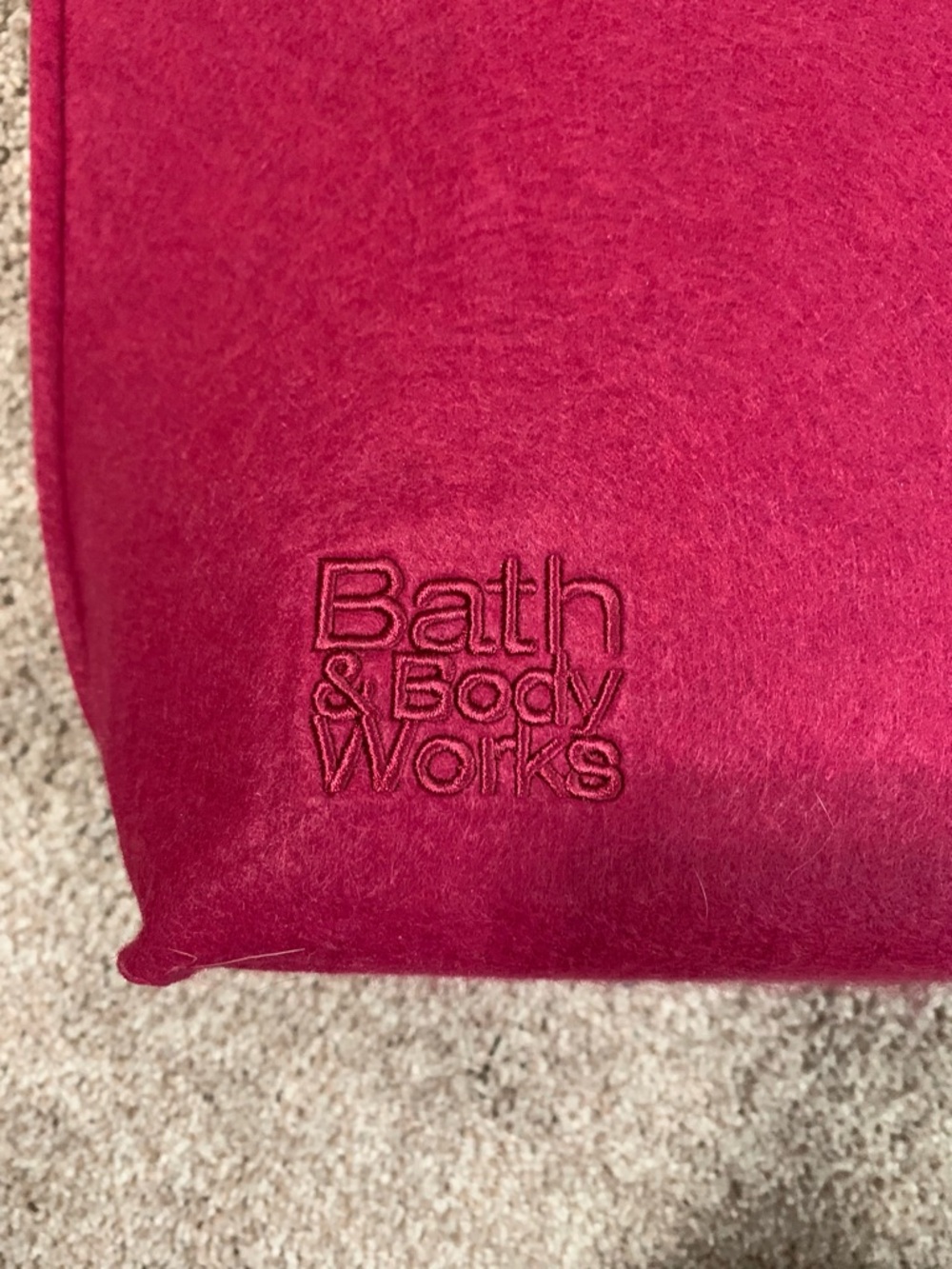 *NEW* 2025 BATH & BODY WORKS BLACK FRIDAY Felt Maroon Standing Tote Bag NWT - Picture 2 of 7